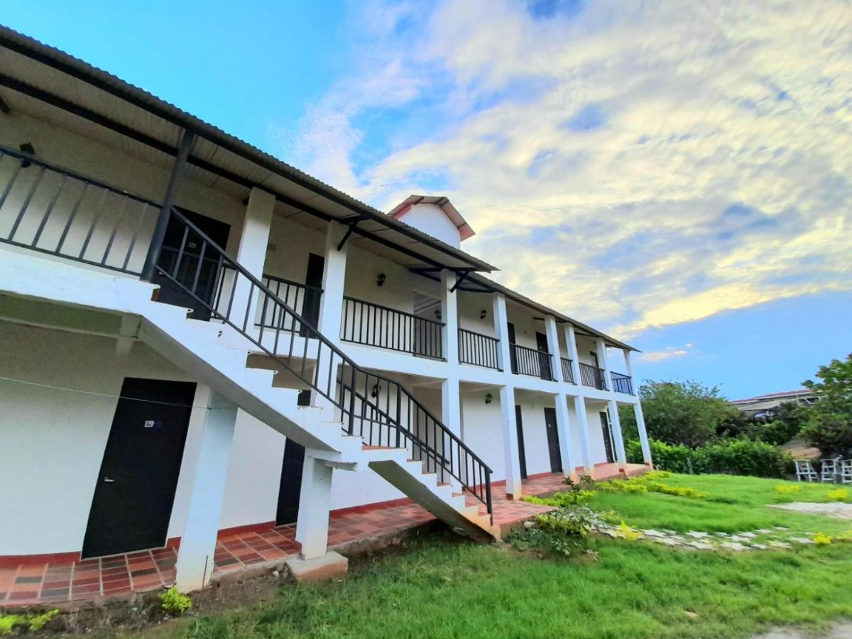 Cosmos Tatacoa Hotel Villavieja Dış mekan fotoğraf