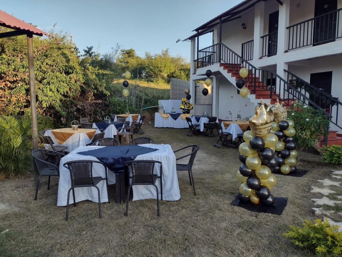 Cosmos Tatacoa Hotel Villavieja Dış mekan fotoğraf